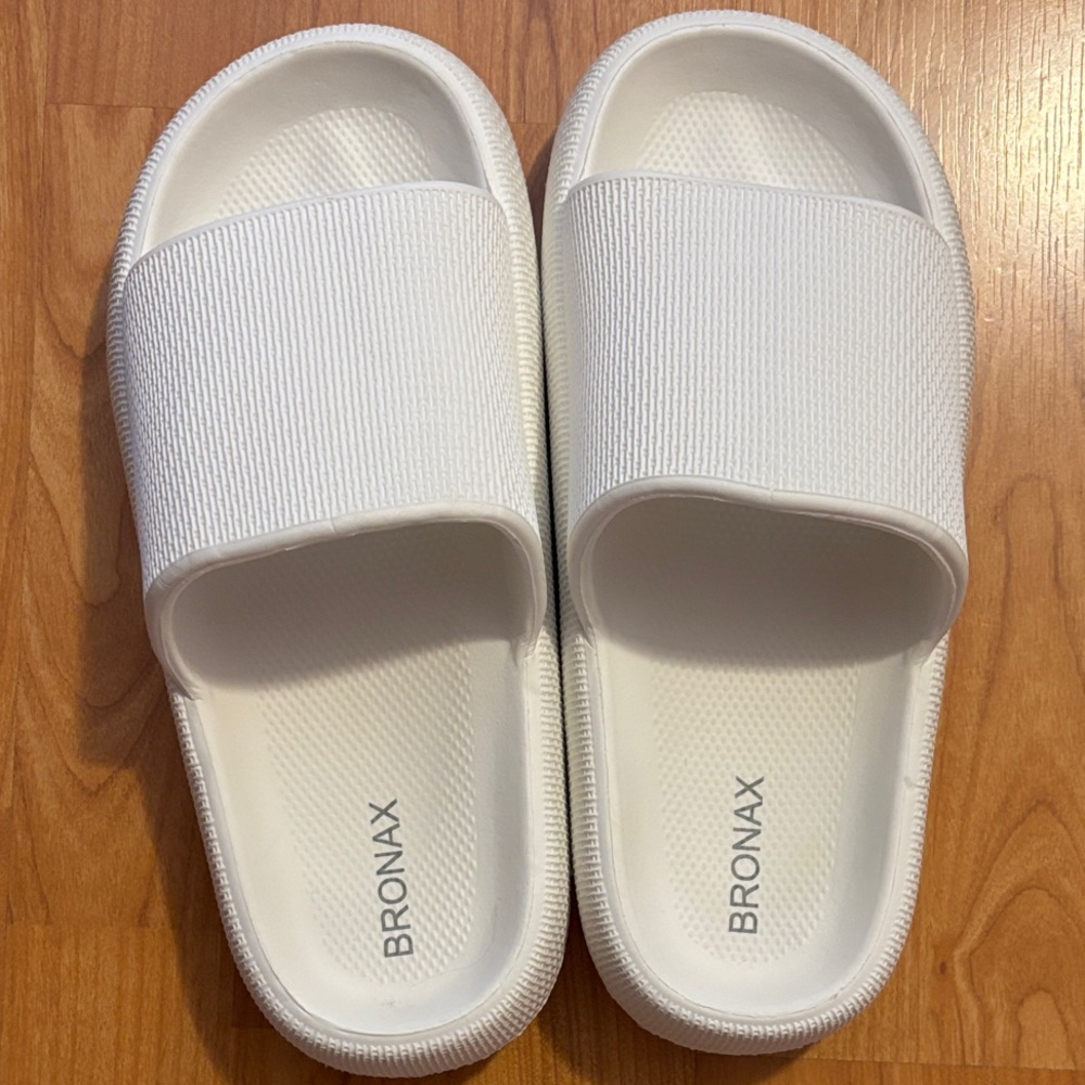 BRONAX Unisex Sandals